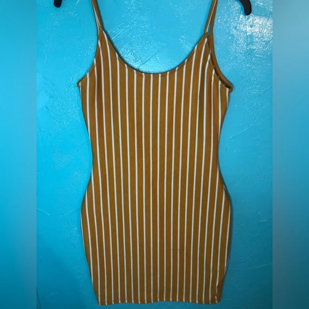 S/M Yellow mustard short mini dress - Picture 3 of 3